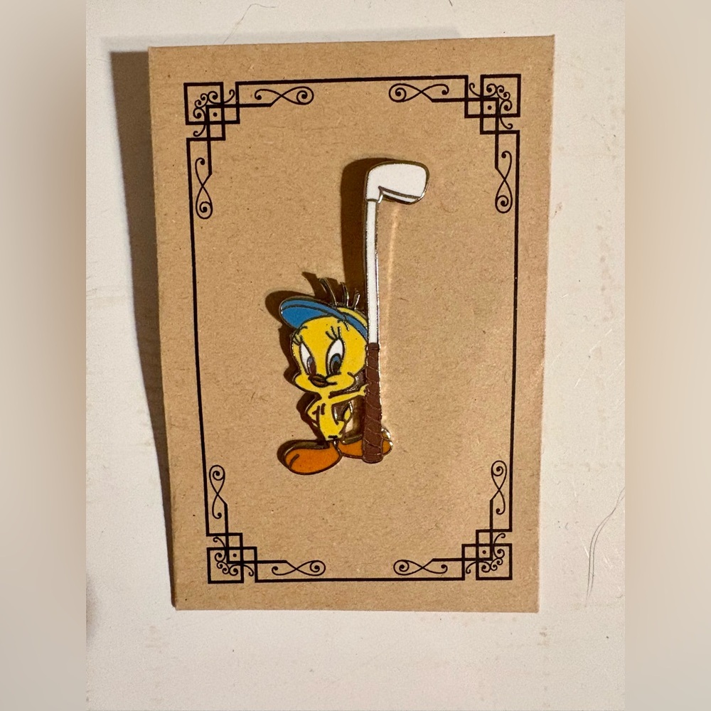Vintage Tweety Bird Enamel Pin Golf Themed